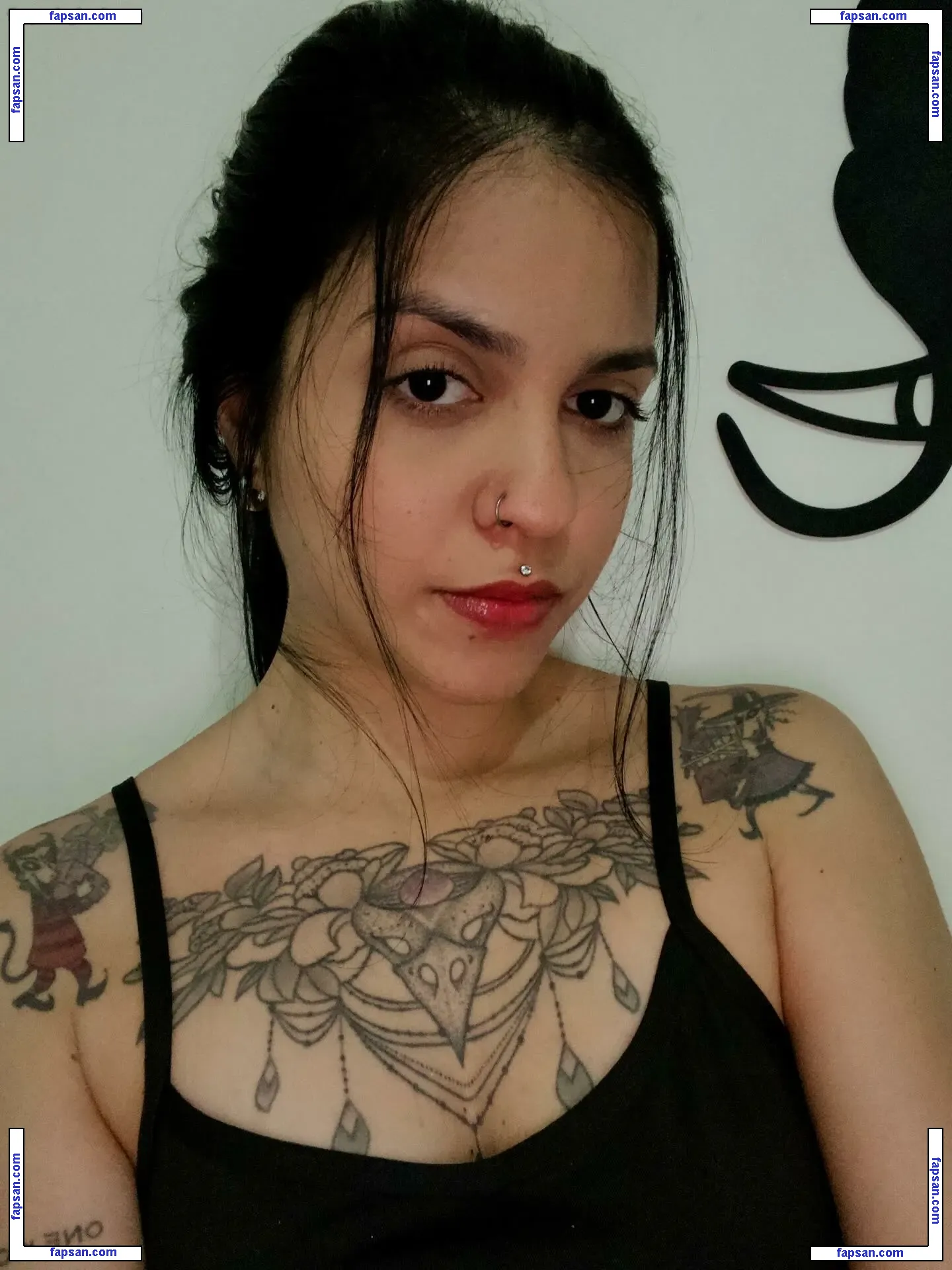 Rayzzia Deborah голая фото #0001 с Онлифанс