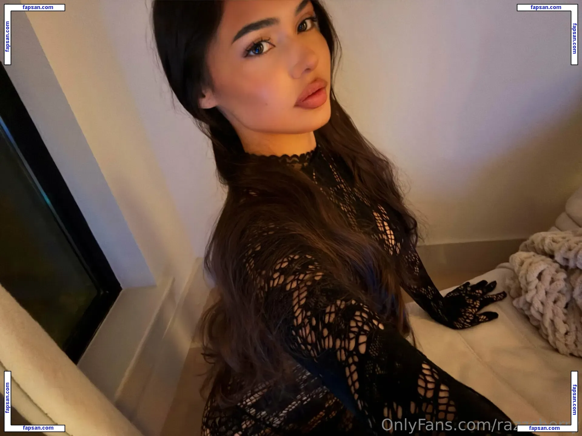 Razzcherry nude photo #0088 from OnlyFans