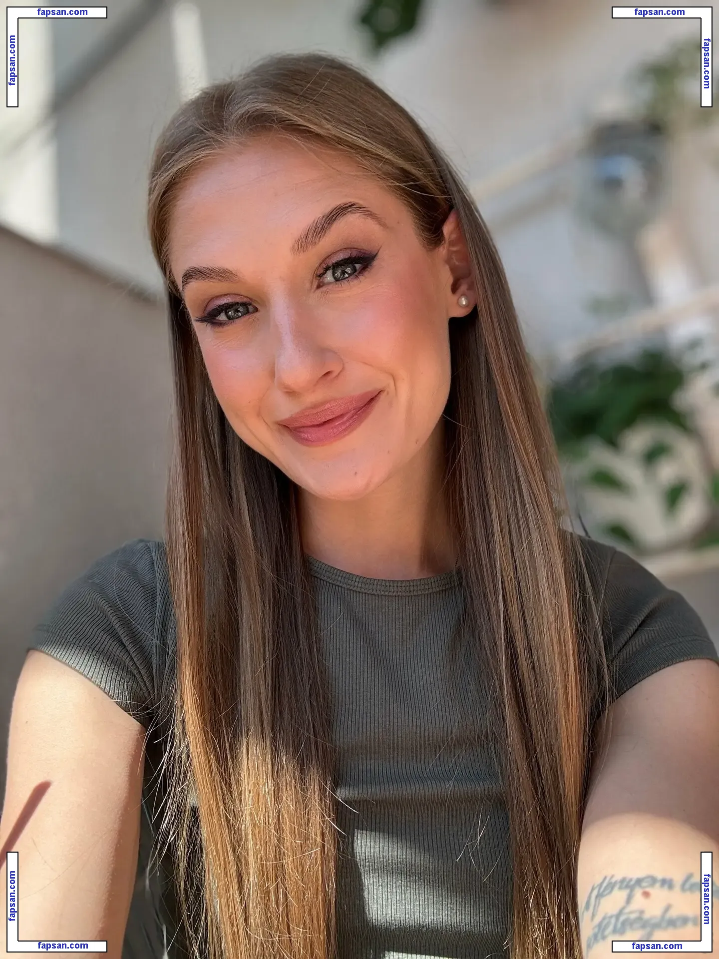 real_tiffany nude photo #0178 from OnlyFans