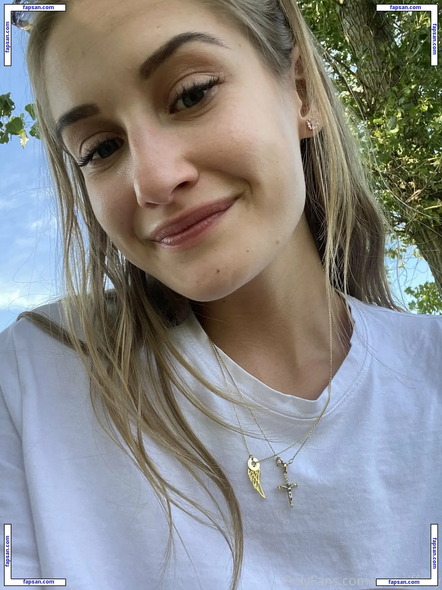 real_tiffany nude photo #0201 from OnlyFans