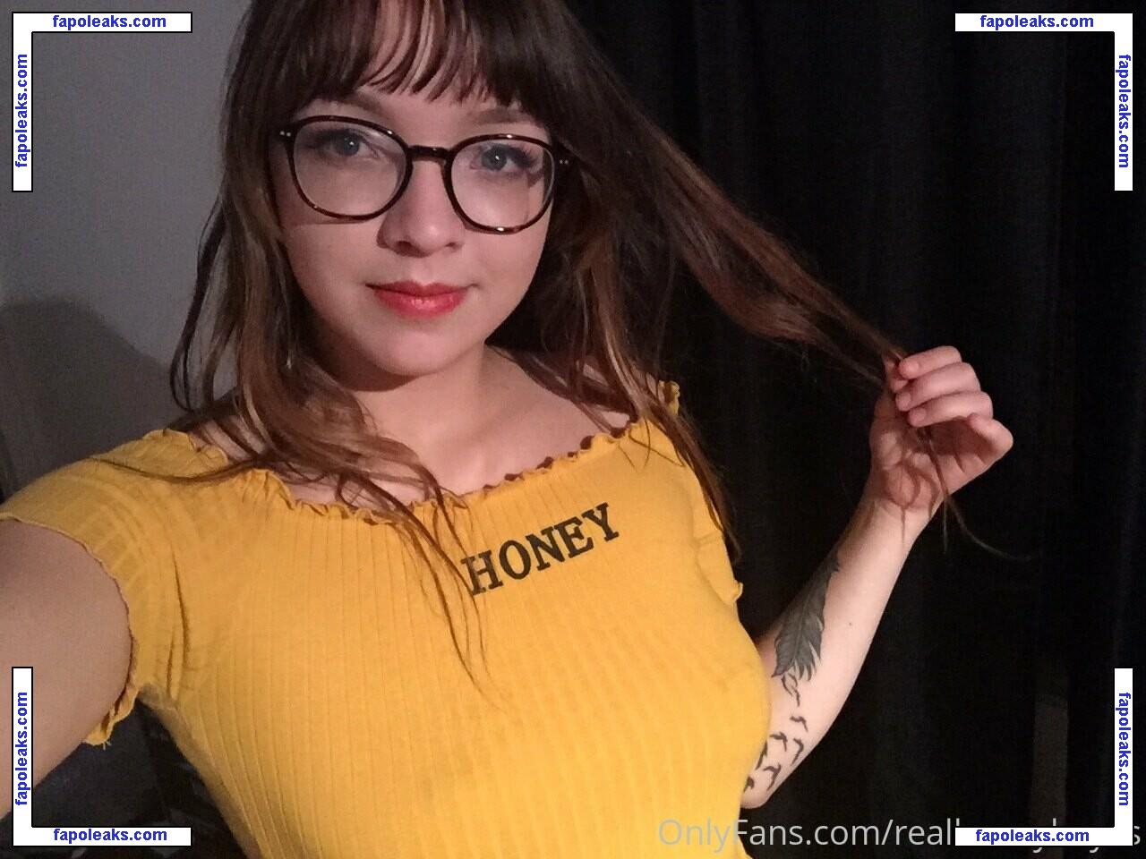 realhoneyhayes nude photo #0028 from OnlyFans