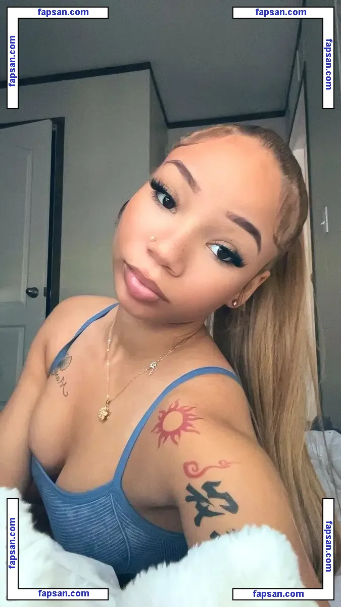 realhunnyj nude photo #0004 from OnlyFans