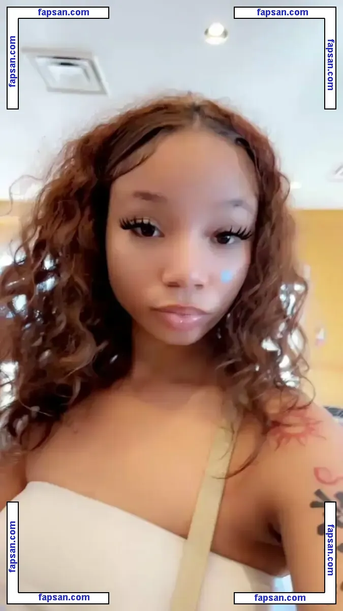 realhunnyj nude photo #0012 from OnlyFans