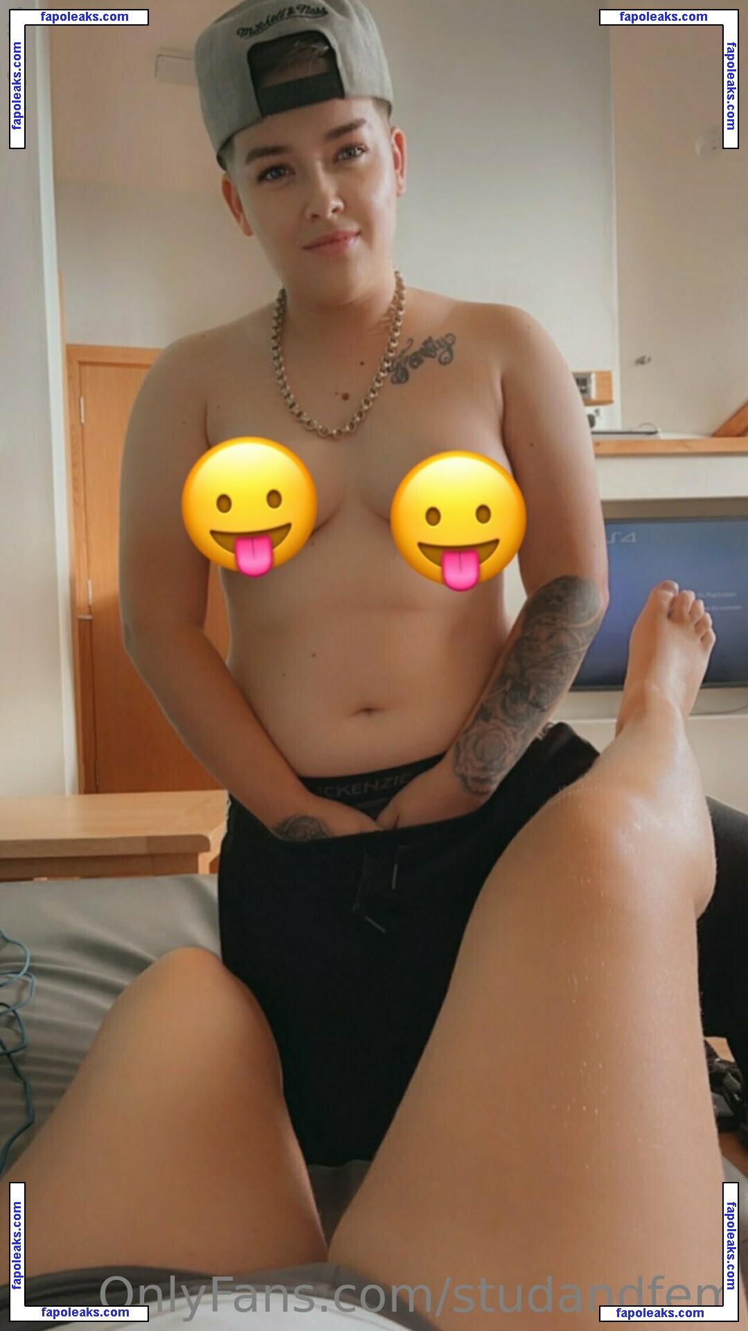 reallesbiansx / spooky_spice666 nude photo #0002 from OnlyFans