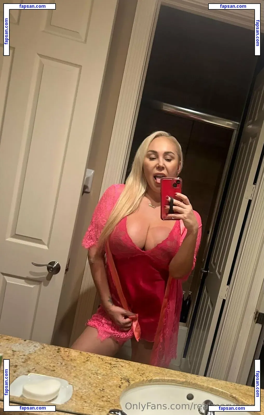realmarycarey nude photo #0182 from OnlyFans