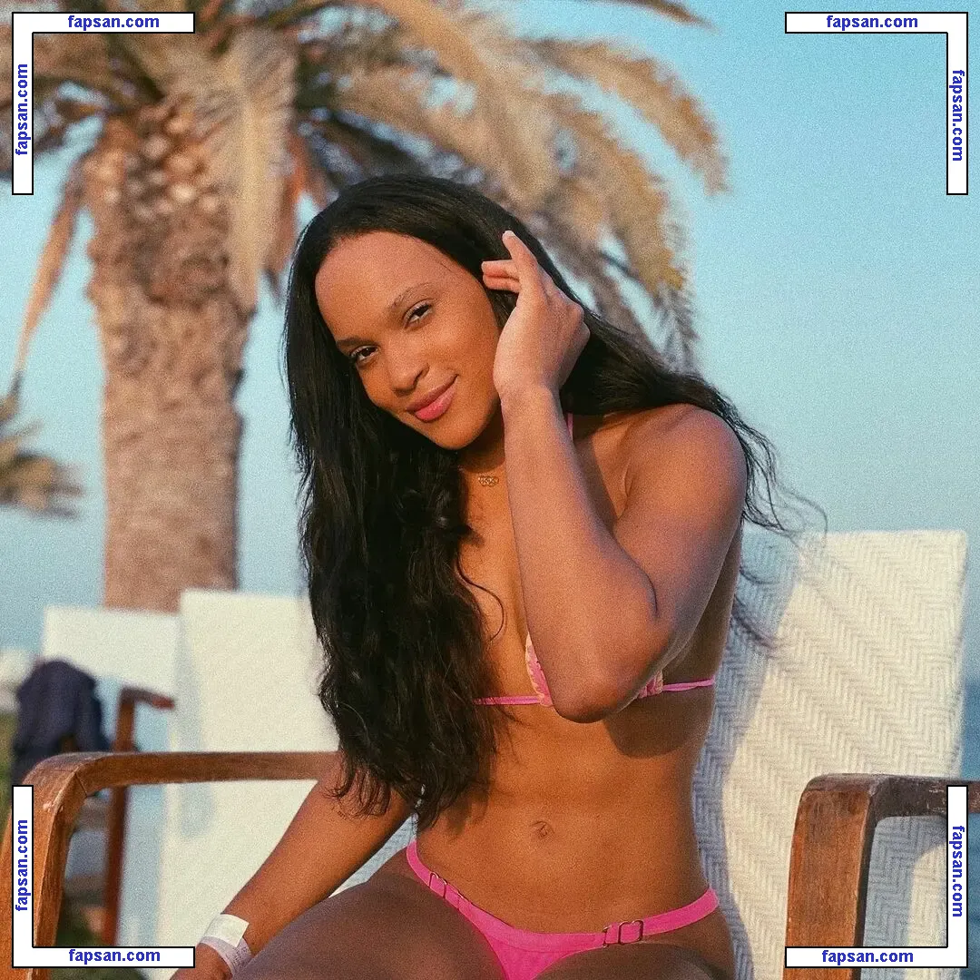 Rebeca Andrade nude photo #0010 from OnlyFans