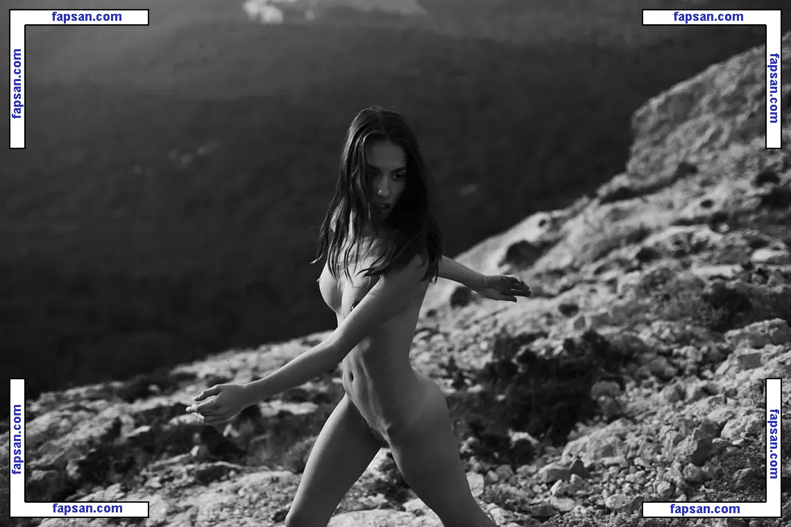 Rebecca Bagnol nude photo #0007 from OnlyFans