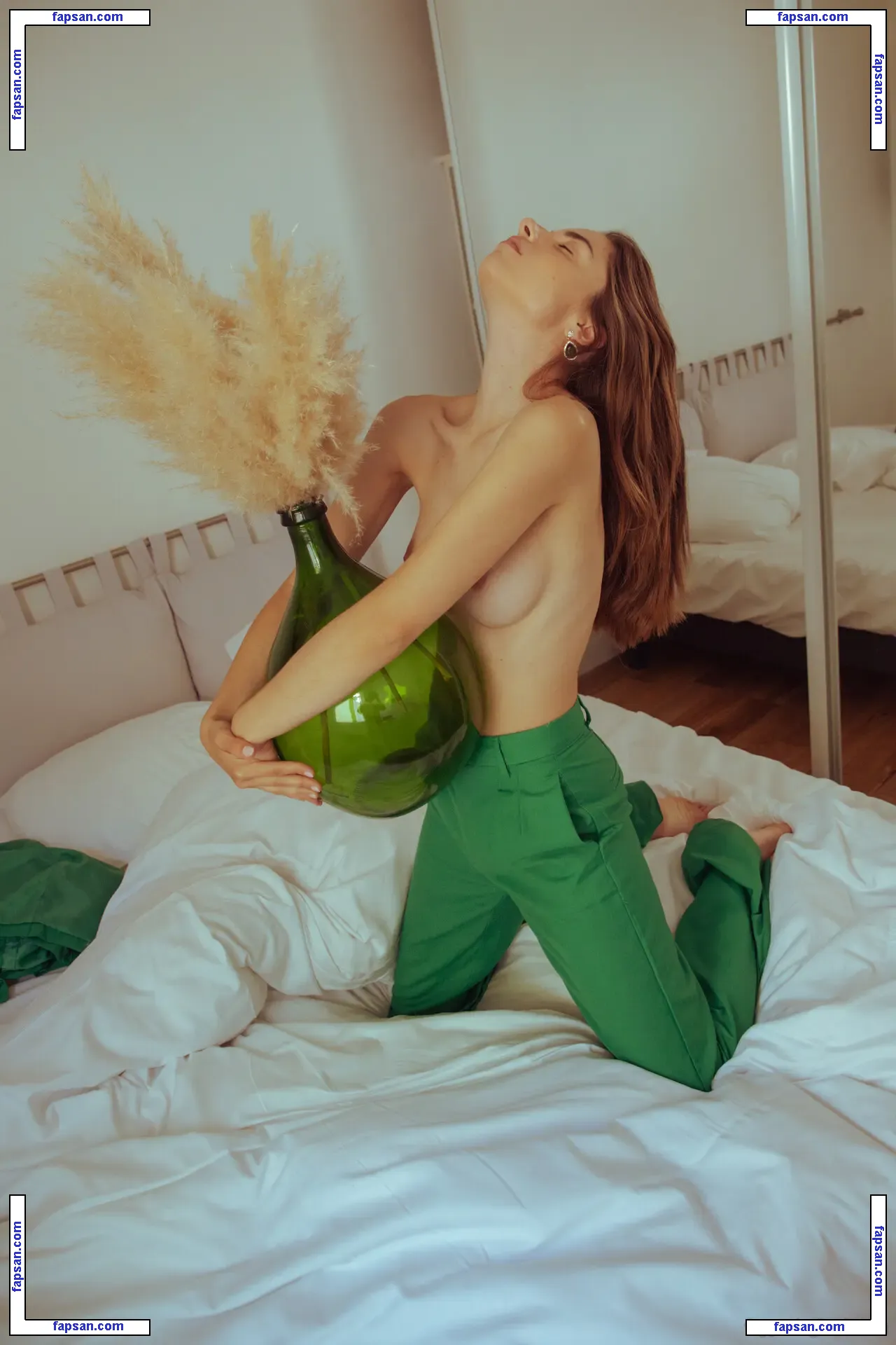 Rebecca Bagnol nude photo #0785 from OnlyFans