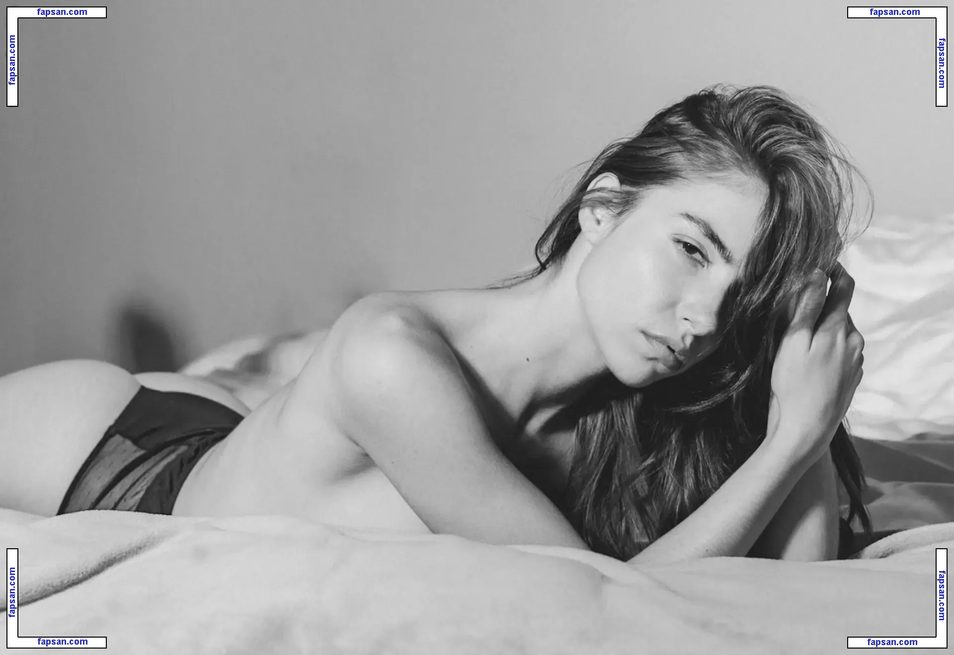 Rebecca Bagnol nude photo #1041 from OnlyFans