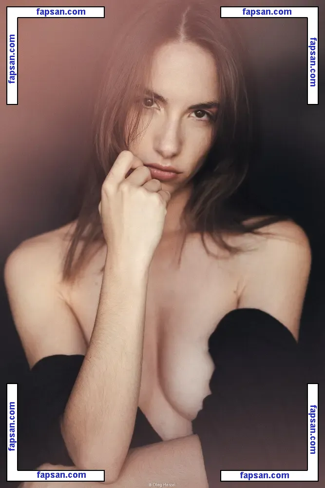Rebecca Bagnol nude photo #1060 from OnlyFans