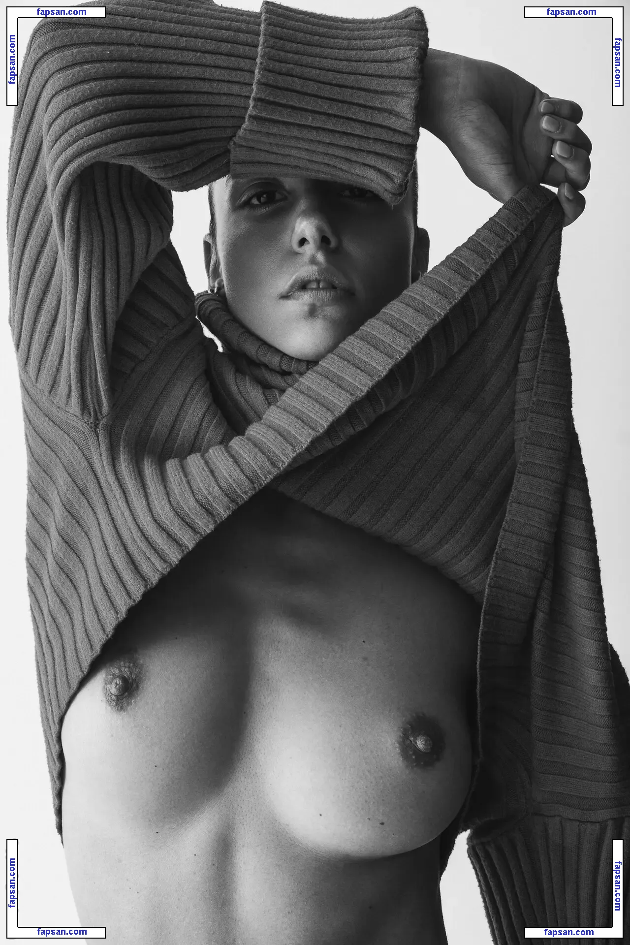 Rebecca Bagnol nude photo #1090 from OnlyFans