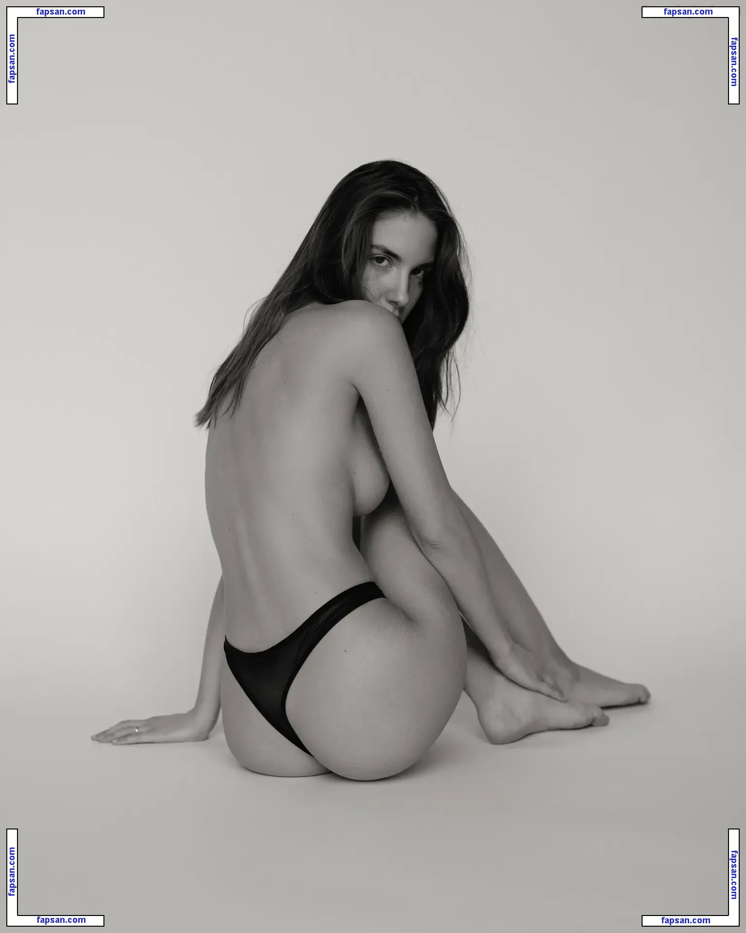 Rebecca Bagnol nude photo #1265 from OnlyFans