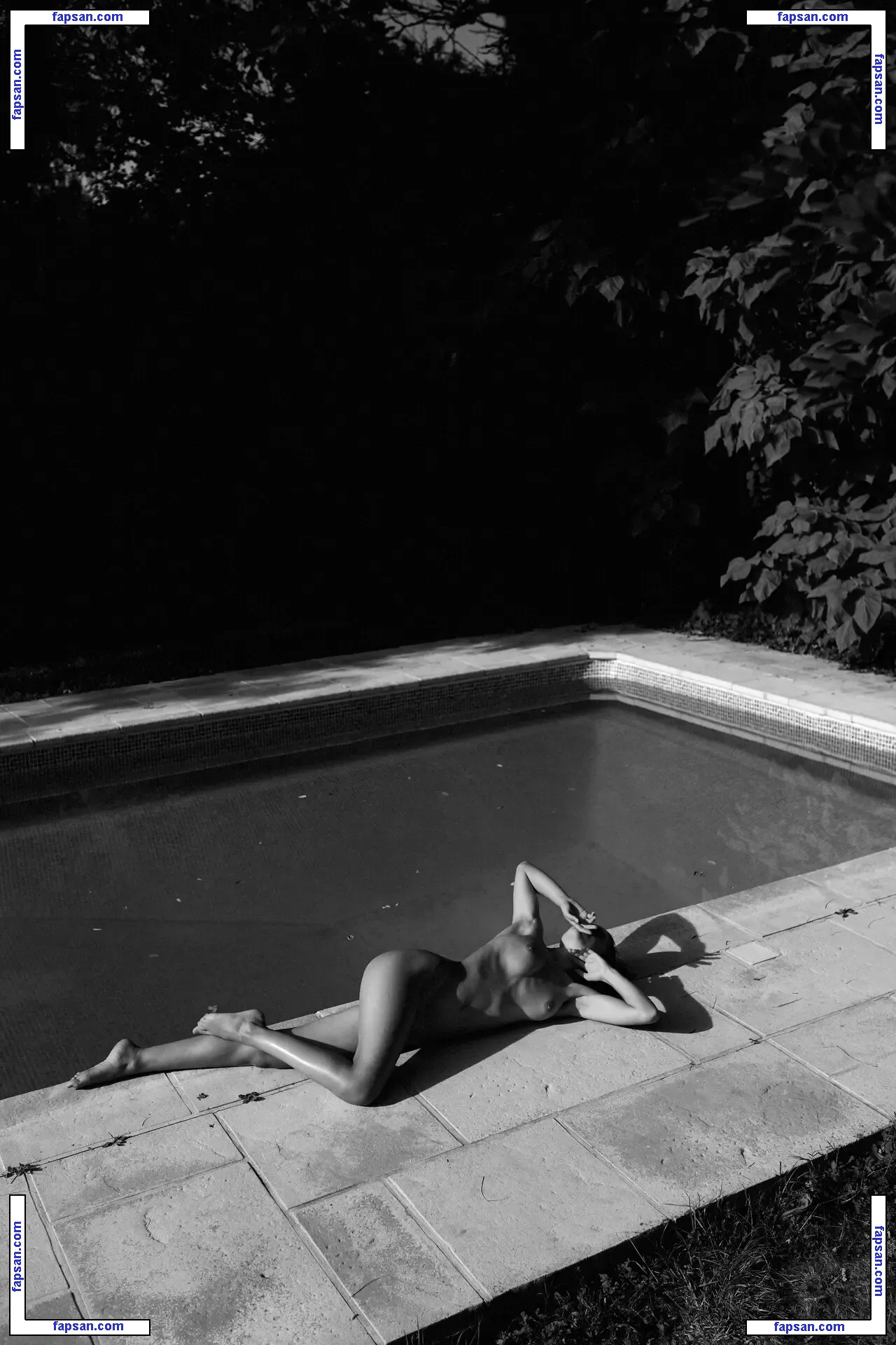 Rebecca Bagnol nude photo #1423 from OnlyFans