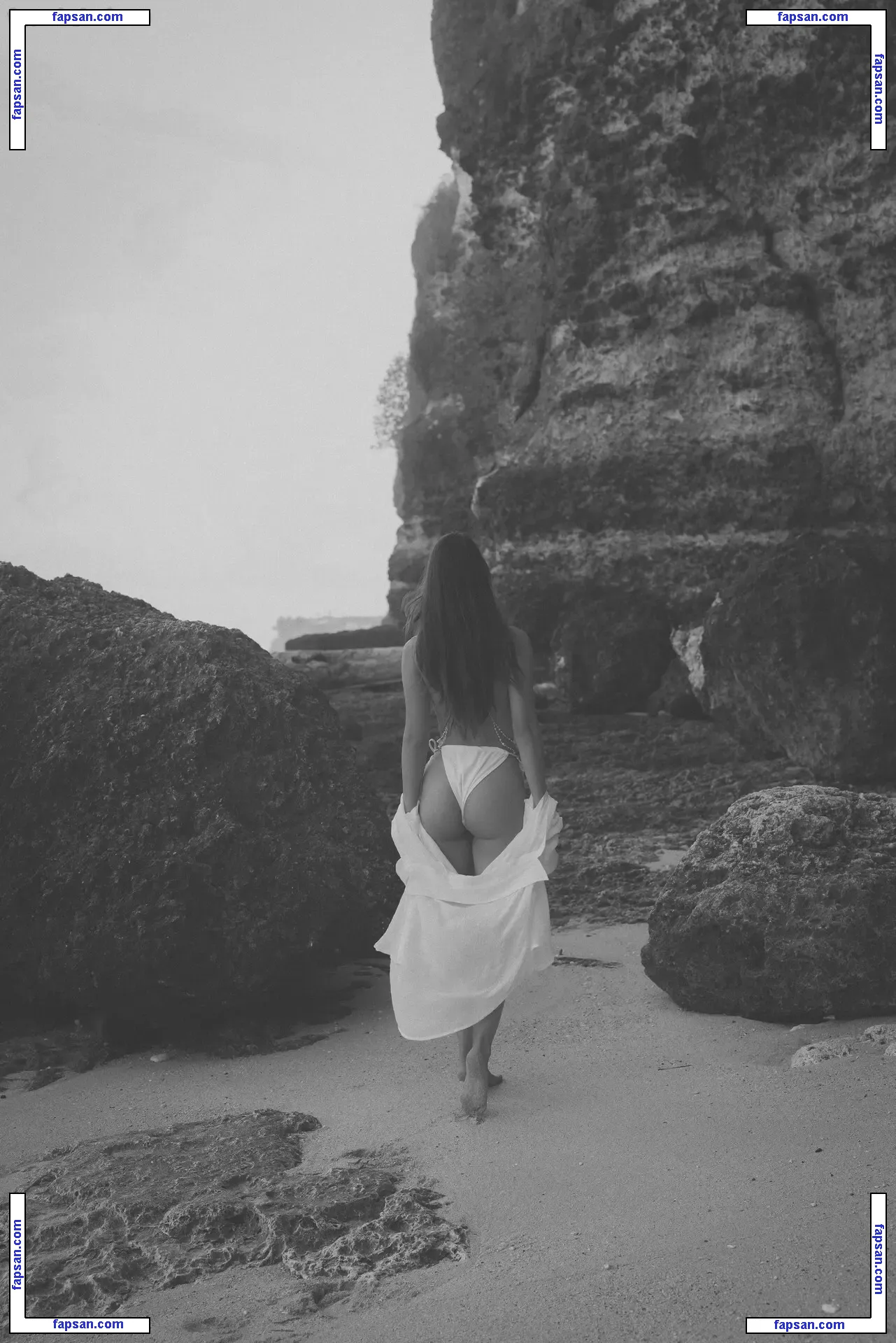 Rebecca Bagnol голая фото #1497 с Онлифанс