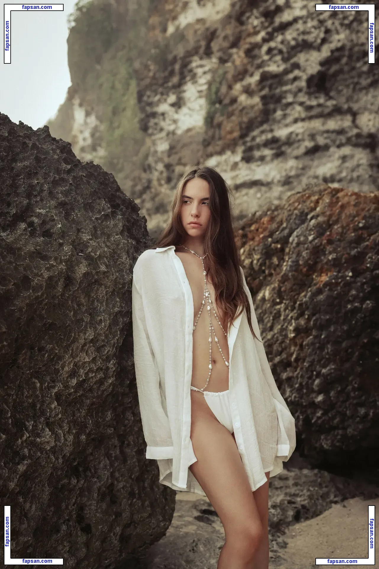 Rebecca Bagnol голая фото #1506 с Онлифанс