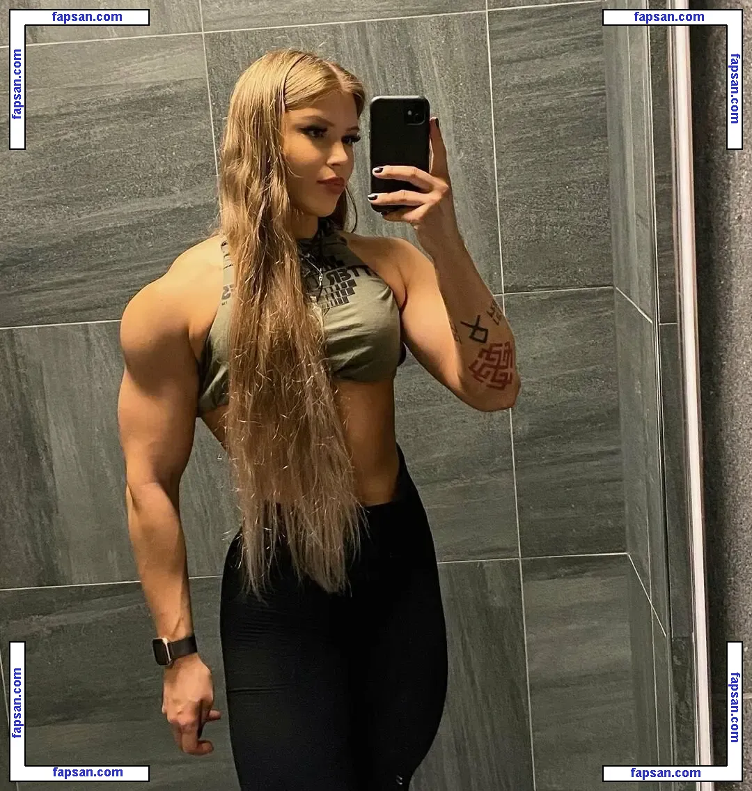 Rebecca Jansen nude photo #0011 from OnlyFans