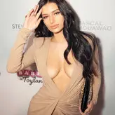 Rebecca Karalash голая #0003