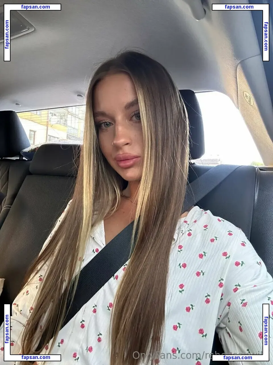 rebeccaxwild nude photo #0012 from OnlyFans