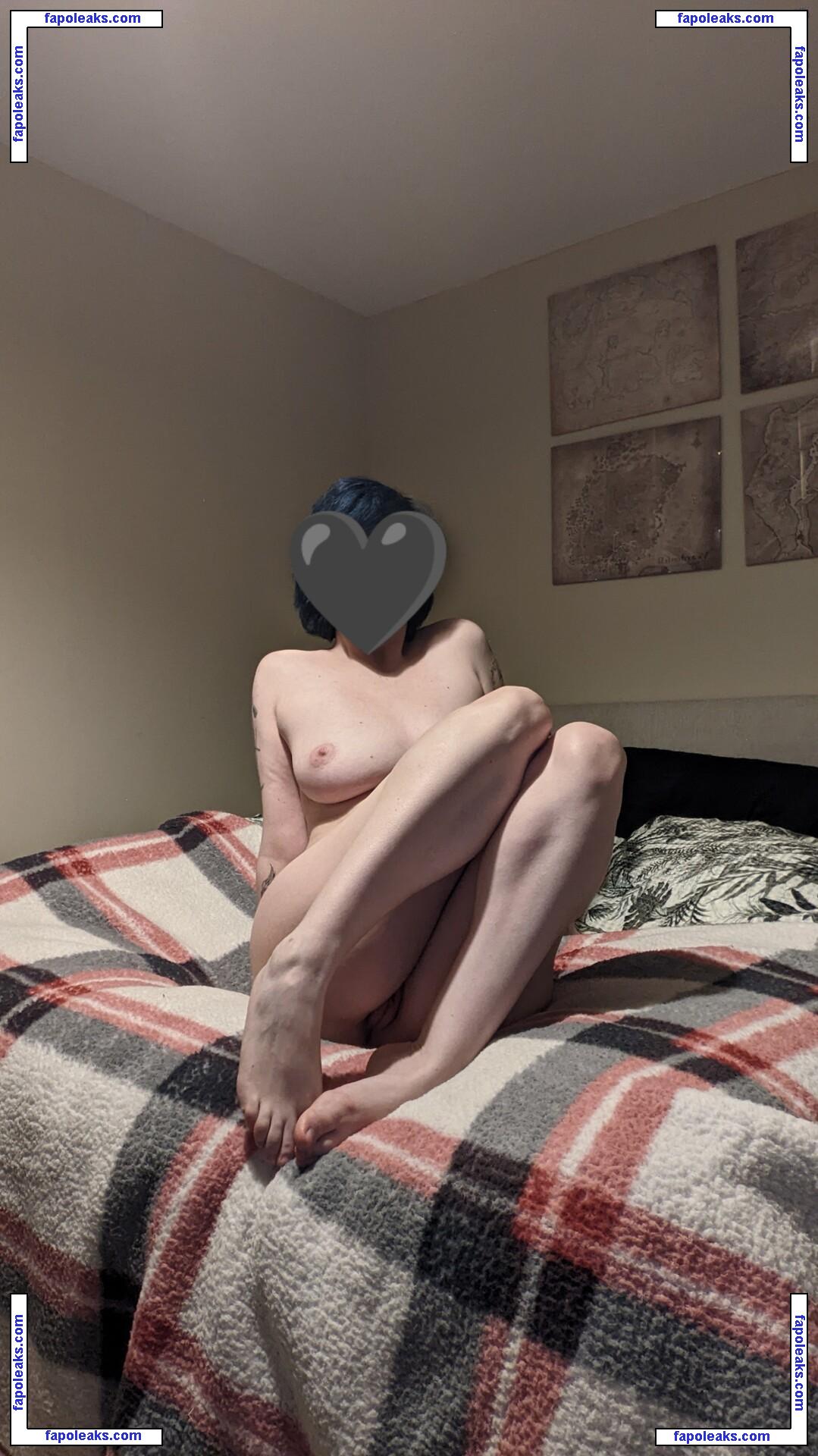 Redfox862 / FreyasPhoenix / RubyKodama nude photo #0037 from OnlyFans