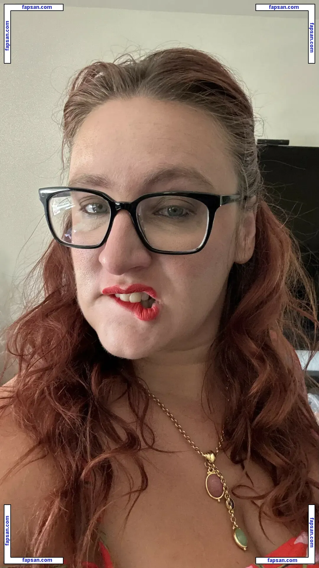 RefashionedHippie nude photo #0011 from OnlyFans