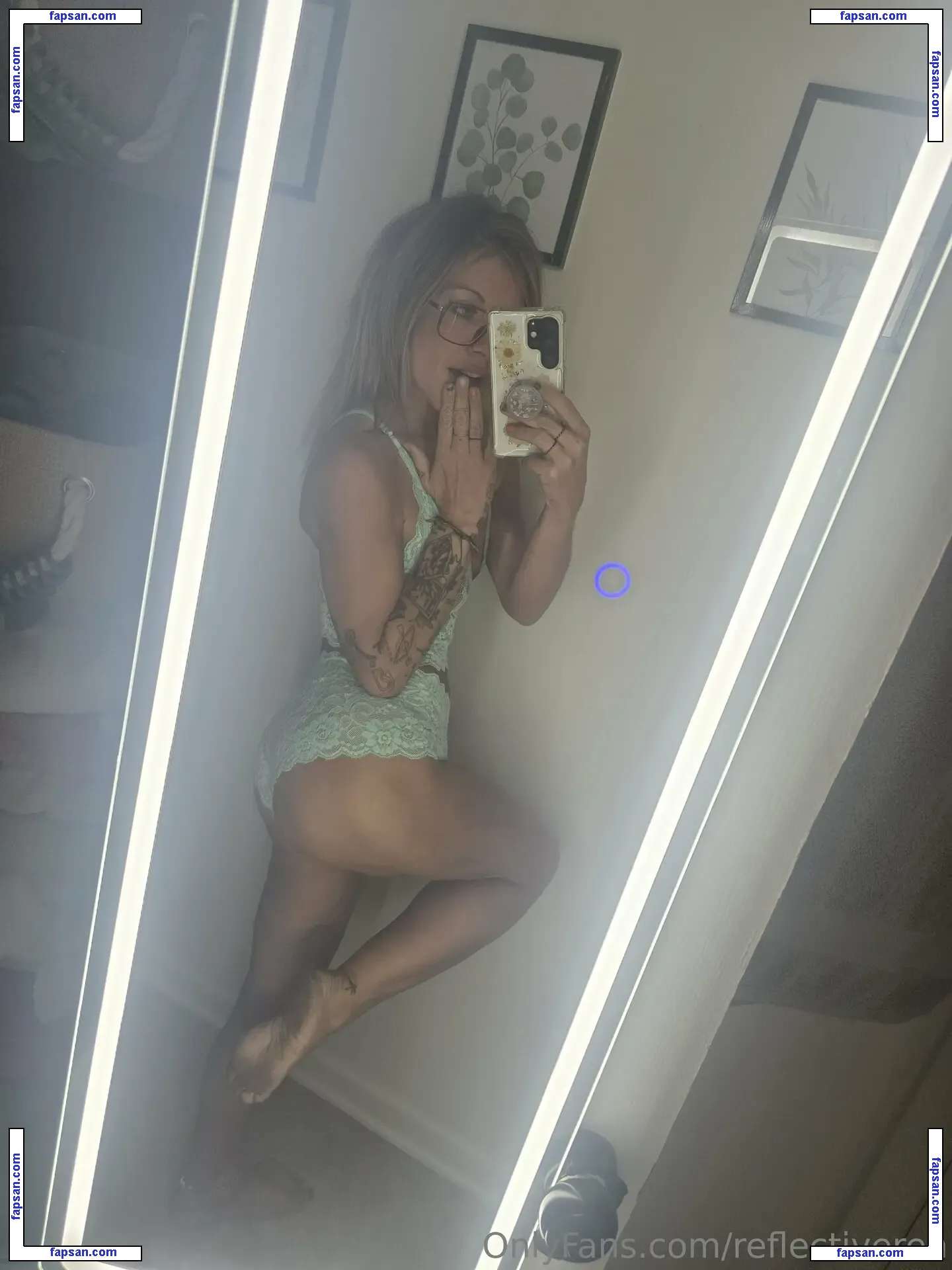 ReflectiveRen голая фото #0013 с Онлифанс