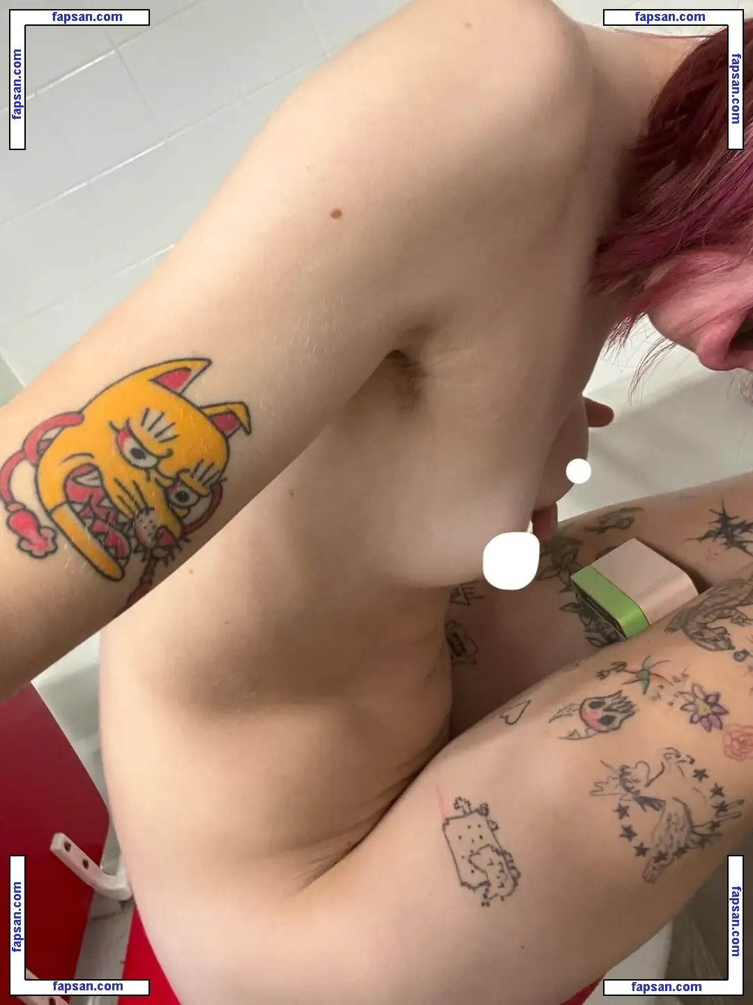 Regularslut nude photo #0008 from OnlyFans