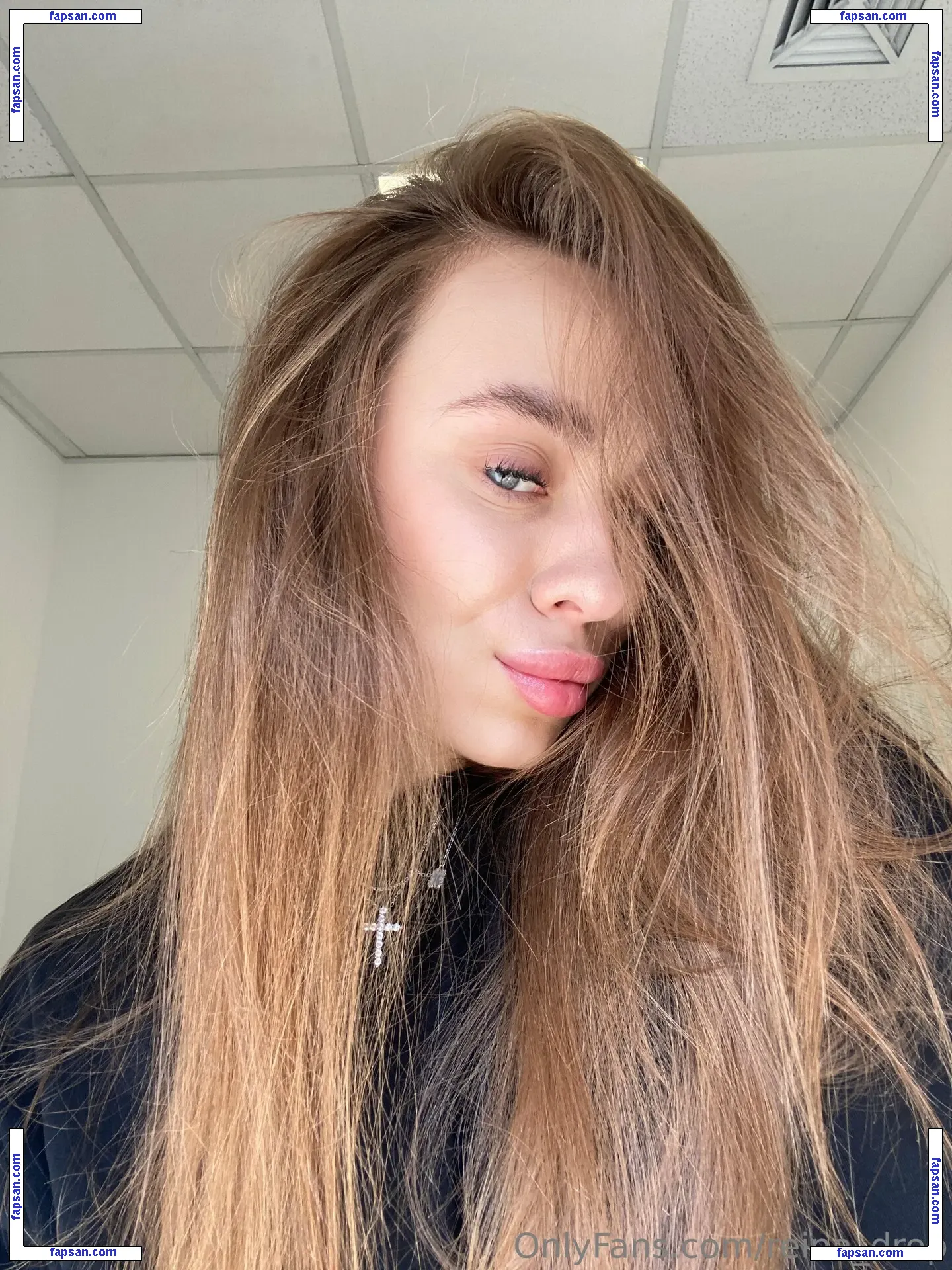 reina_drop nude photo #0002 from OnlyFans