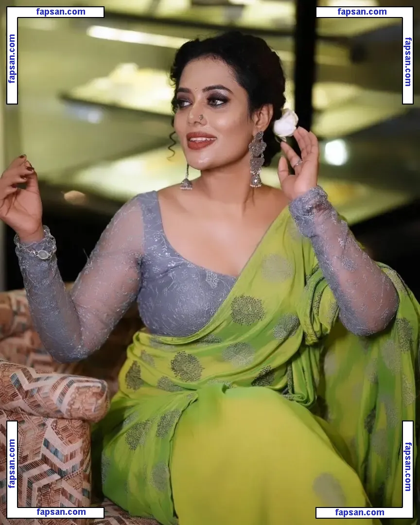 Remya Panicker nude photo #0011 from OnlyFans