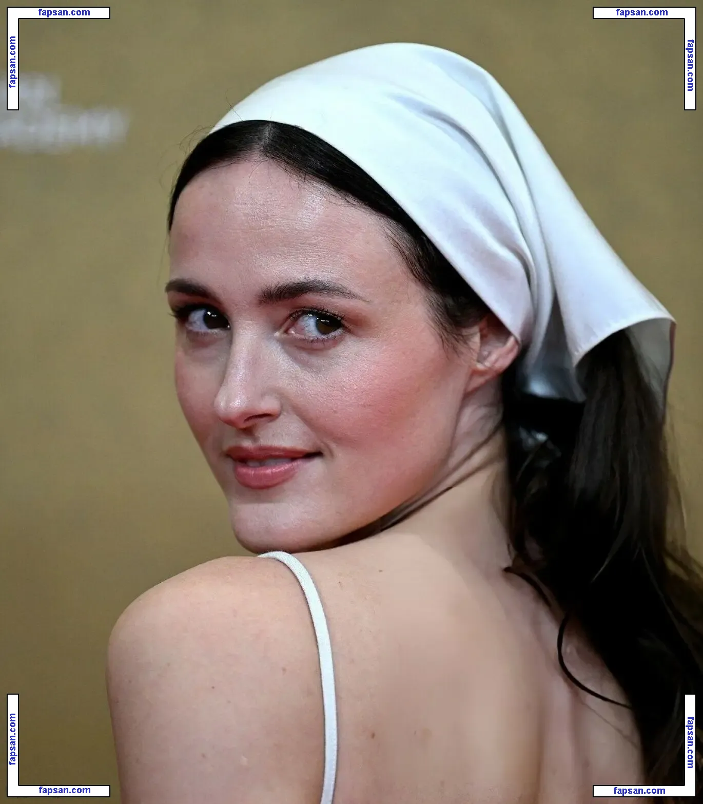 Renate Reinsve nude photo #0056 from OnlyFans