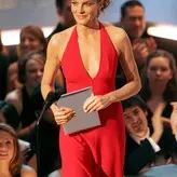 Rene Russo голая #0001