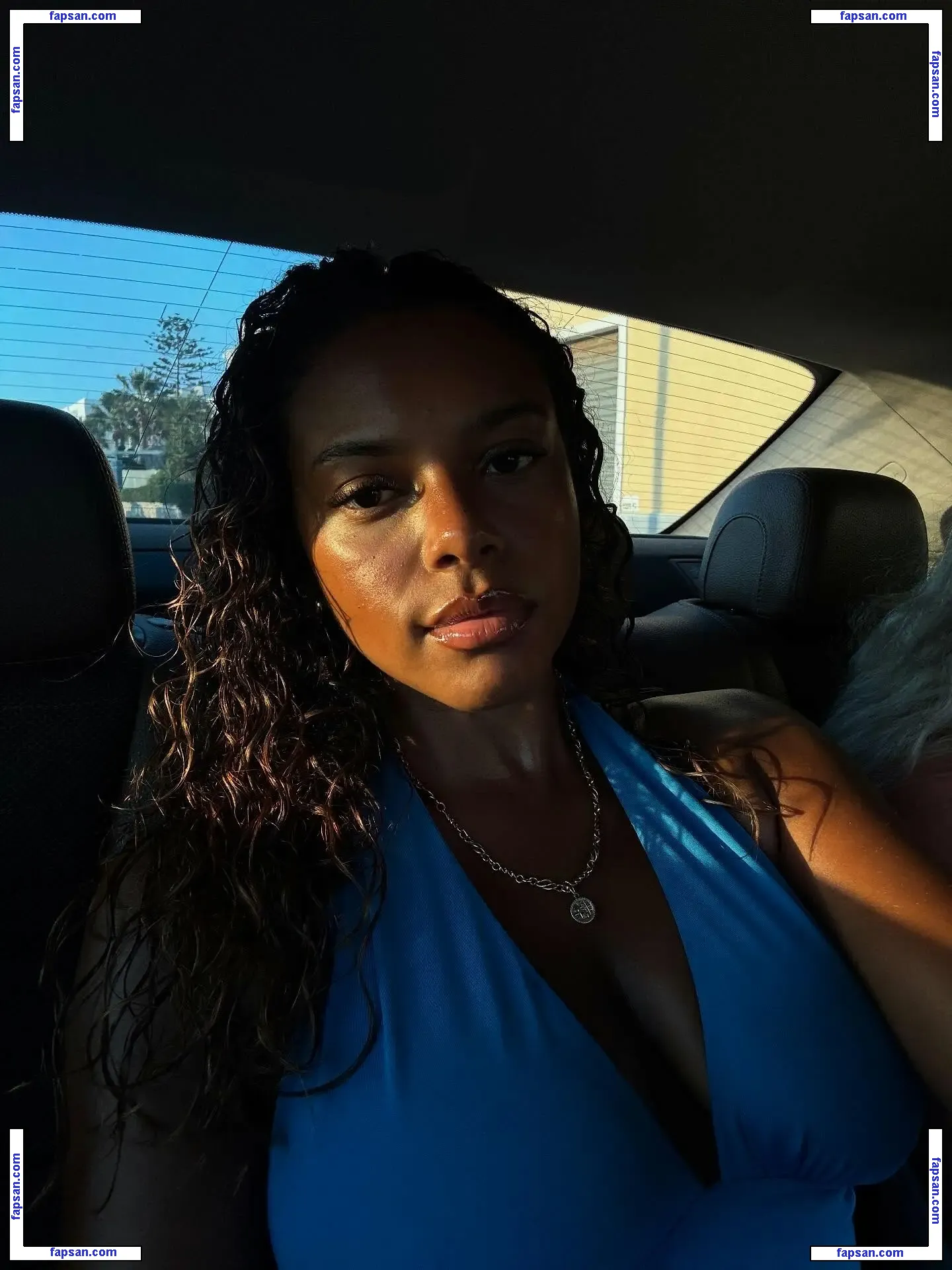 reneehadlley nude photo #0019 from OnlyFans