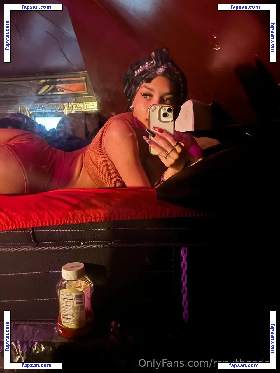 renytheedoll nude photo #0002 from OnlyFans