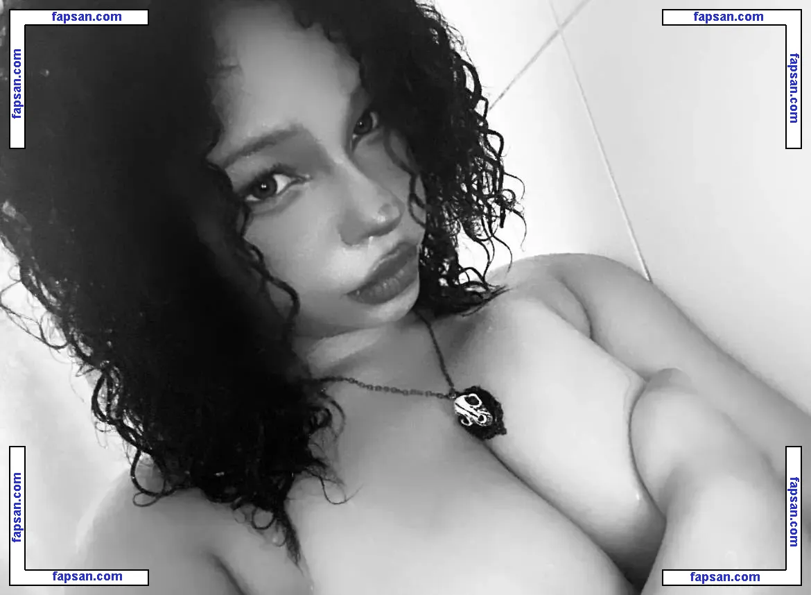 Ressonancee голая фото #0017 с Онлифанс