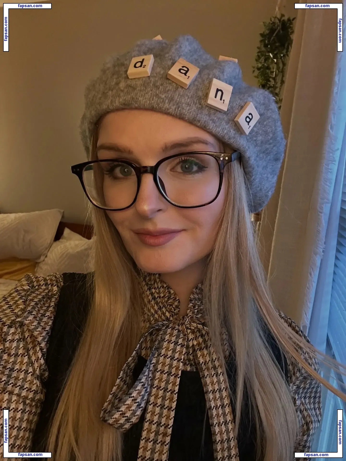 Retro_Wannabe голая фото #0020 с Онлифанс