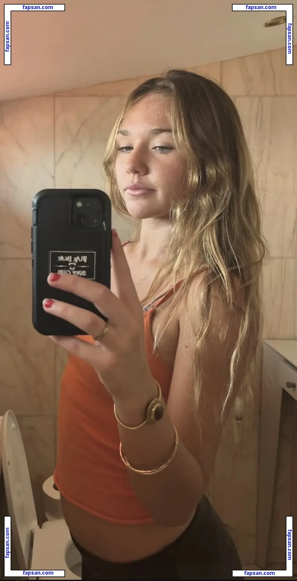 reynagordines nude photo #0001 from OnlyFans