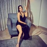 Rhea Chakraborty голая #0012