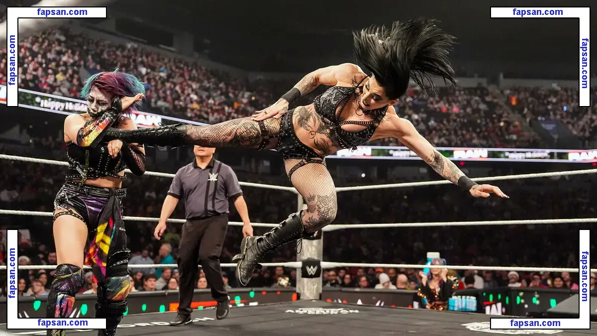 Rhea Ripley nude photo #0123 from OnlyFans