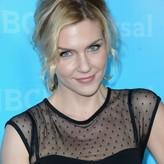 Rhea Seehorn голая #0009