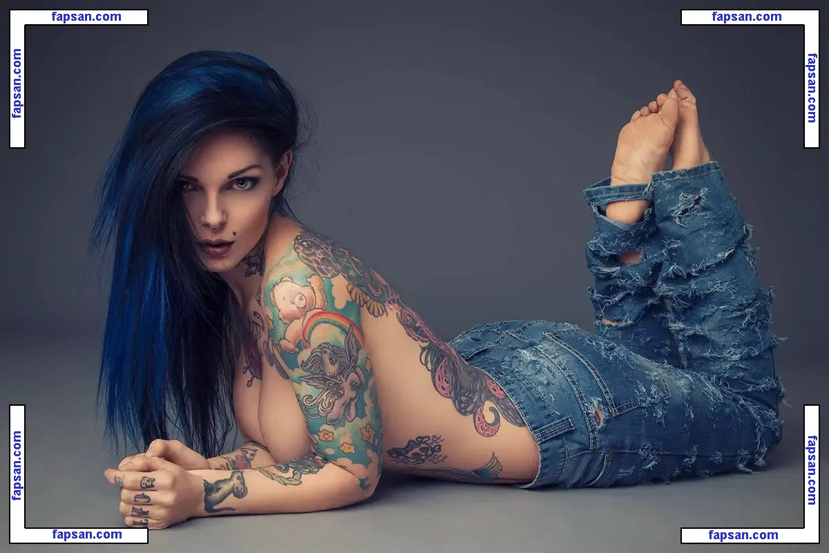 riaesuicide nude photo #0005 from OnlyFans