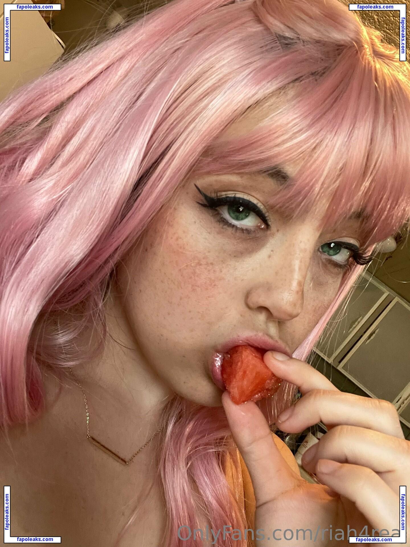 riah4real / Riah / mkkristine98 nude photo #0054 from OnlyFans