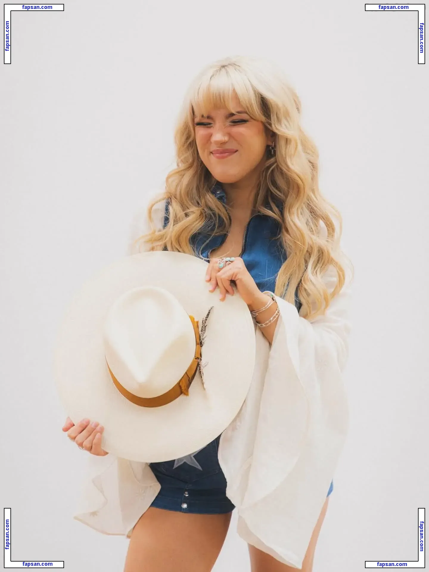 Rianne Downey голая фото #0010 с Онлифанс