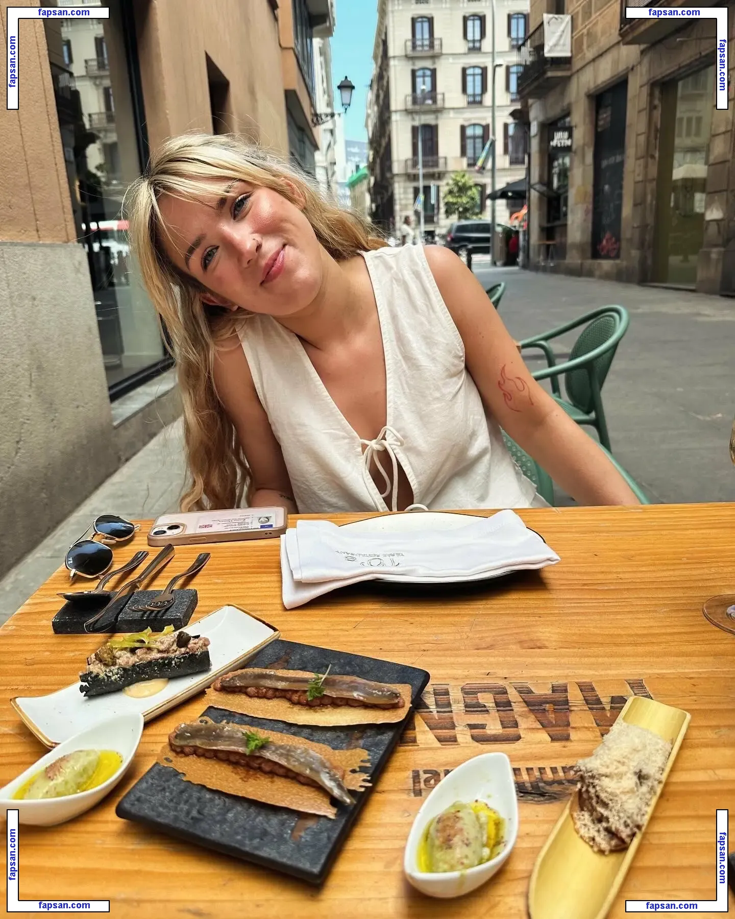 Rianne Downey голая фото #0015 с Онлифанс