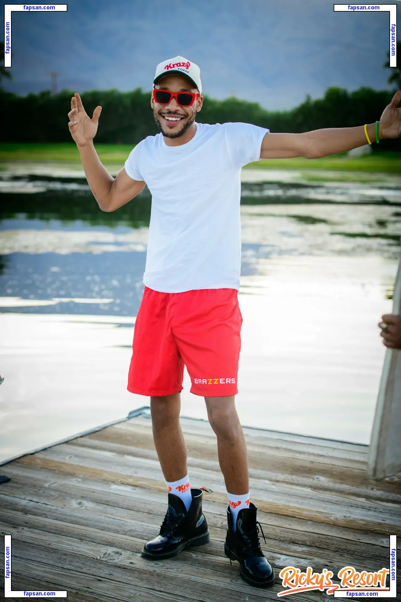 Ricky Johnson голая фото #0332 с Онлифанс