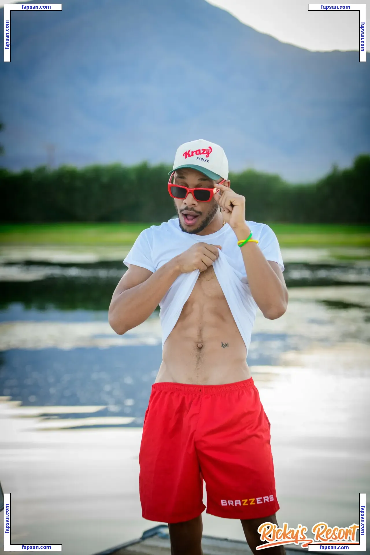 Ricky Johnson голая фото #0341 с Онлифанс