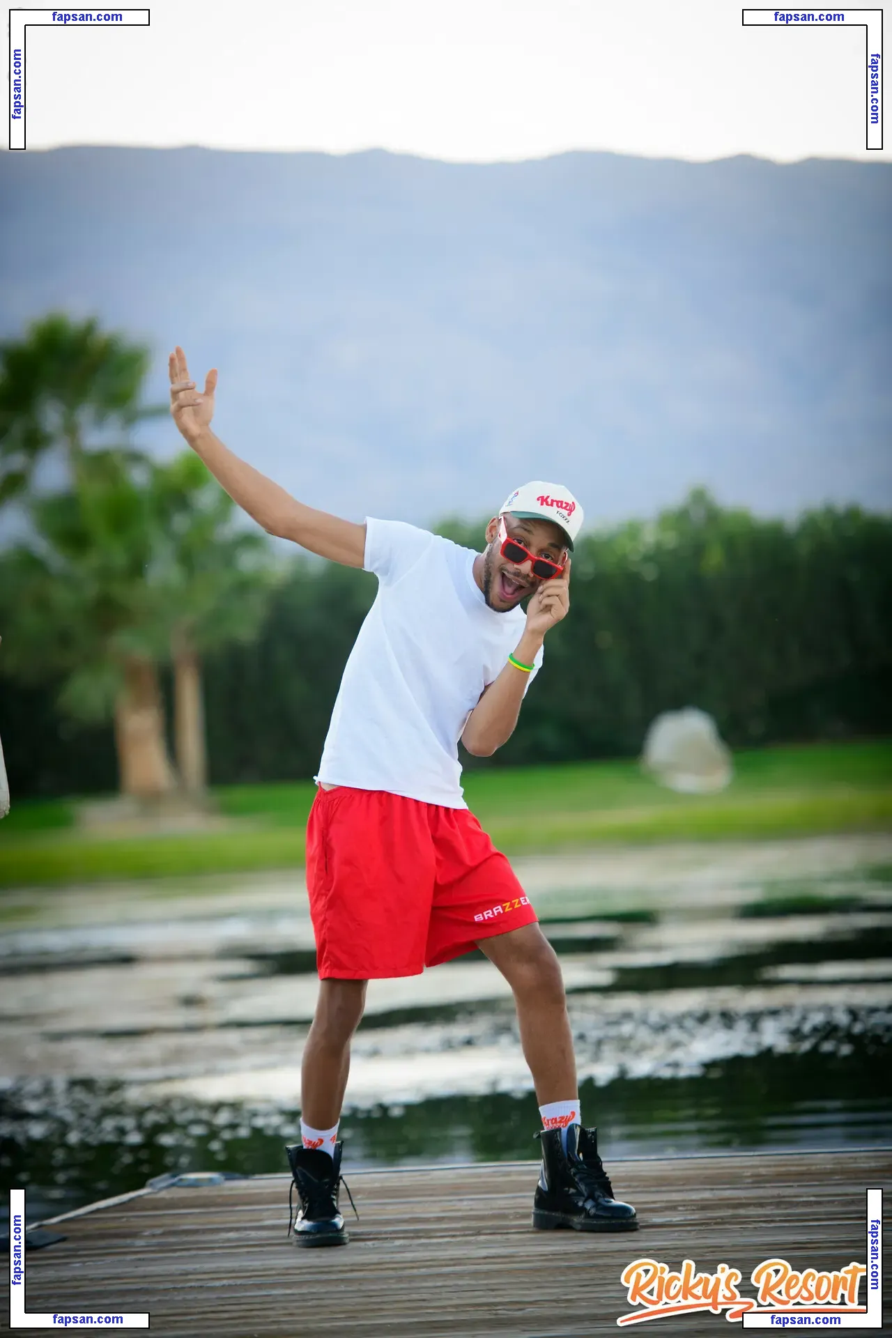 Ricky Johnson голая фото #0348 с Онлифанс