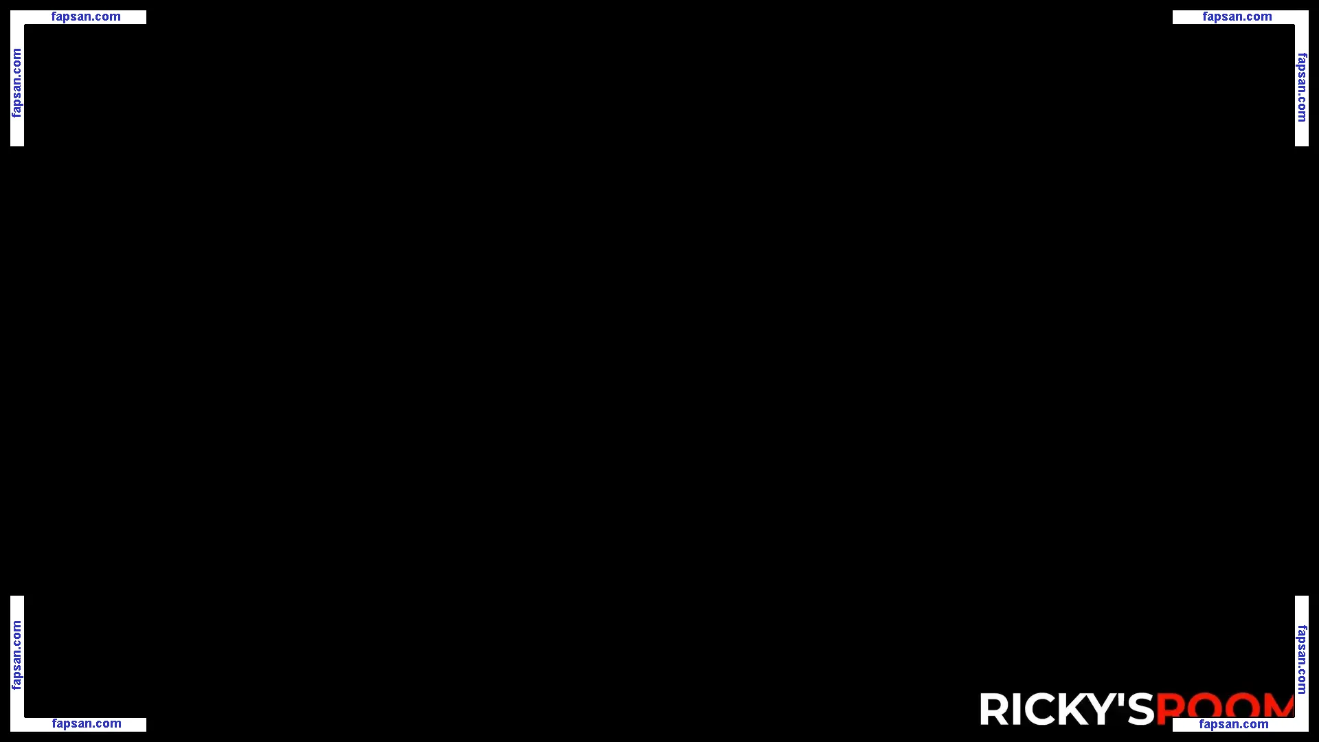 Ricky's Room голая фото #0019 с Онлифанс