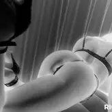 Ricky's Room голая #0031