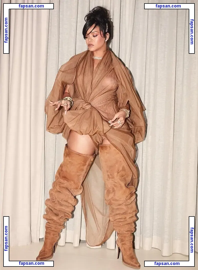 Rihanna nude photo #0349 from OnlyFans