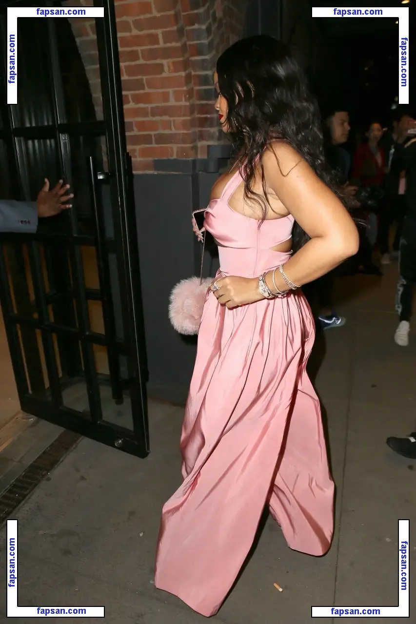Rihanna nude photo #0530 from OnlyFans