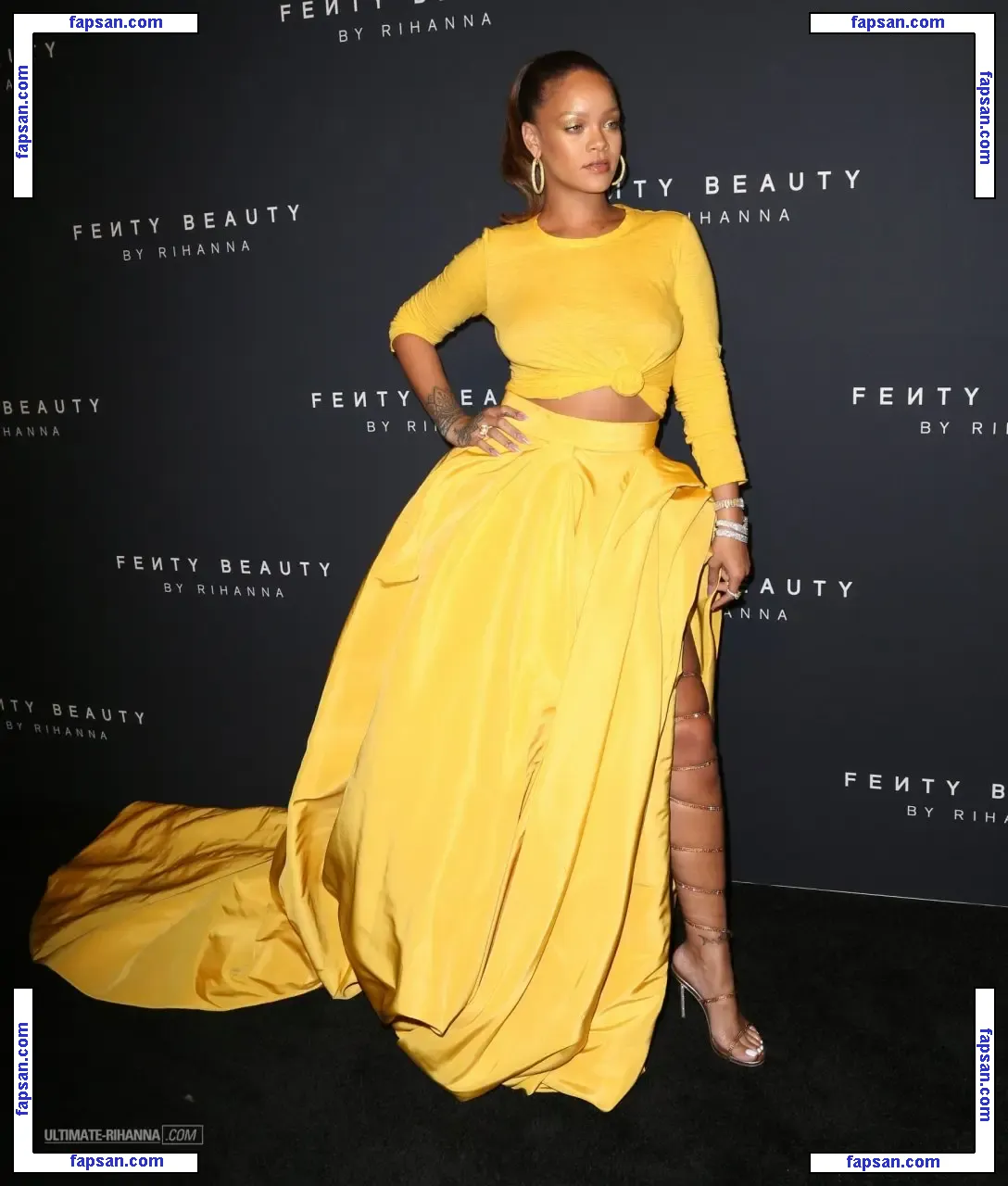 Rihanna nude photo #0611 from OnlyFans
